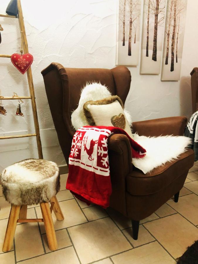 La Chambre Des Reves Aosta Bagian luar foto