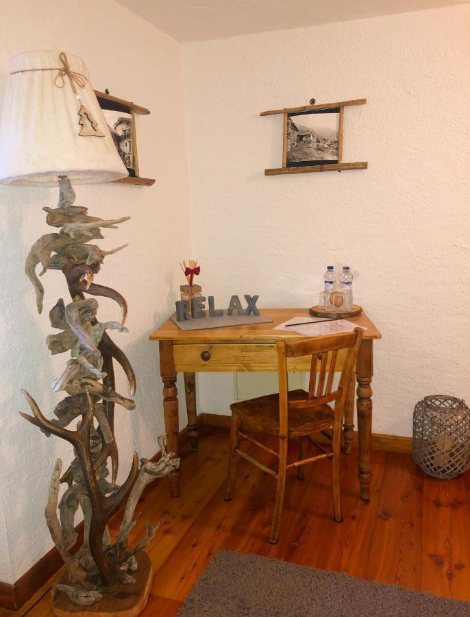 La Chambre Des Reves Aosta Bagian luar foto