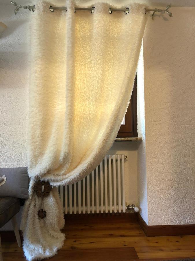 La Chambre Des Reves Aosta Bagian luar foto
