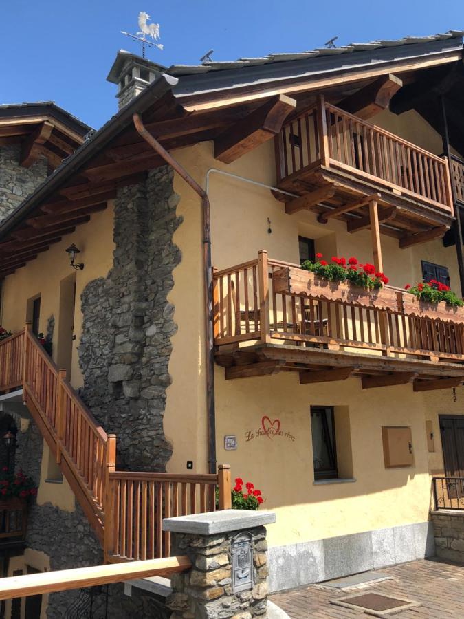 La Chambre Des Reves Aosta Bagian luar foto