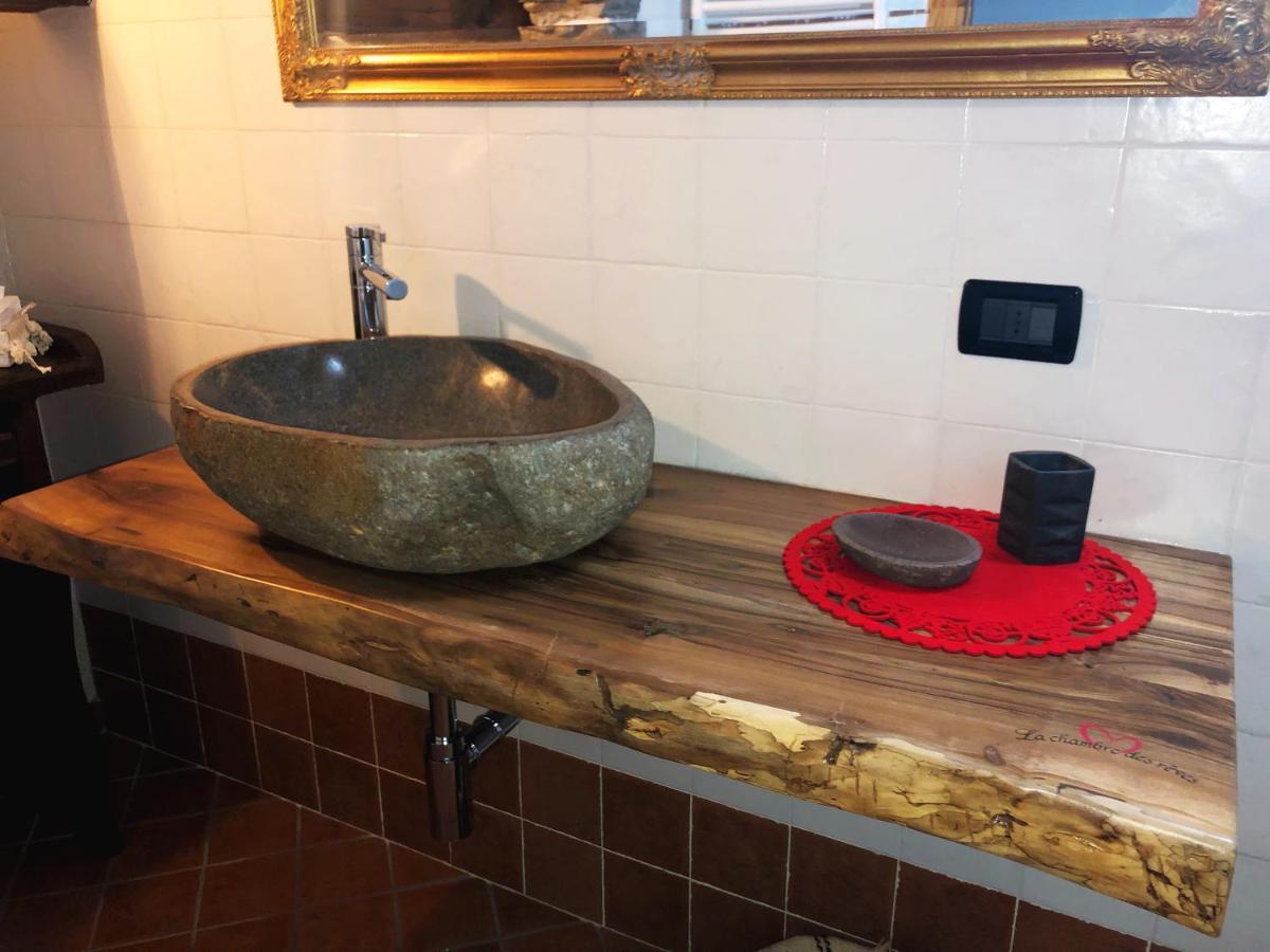 La Chambre Des Reves Aosta Bagian luar foto